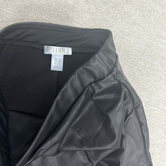 Black skirt size size small - Picture 5 of 5